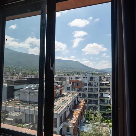 Obsidian Peak Apartman Szófia