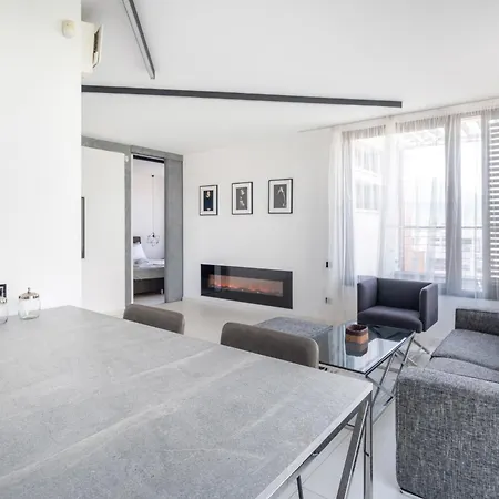 Obsidian Peak Apartman Szófia